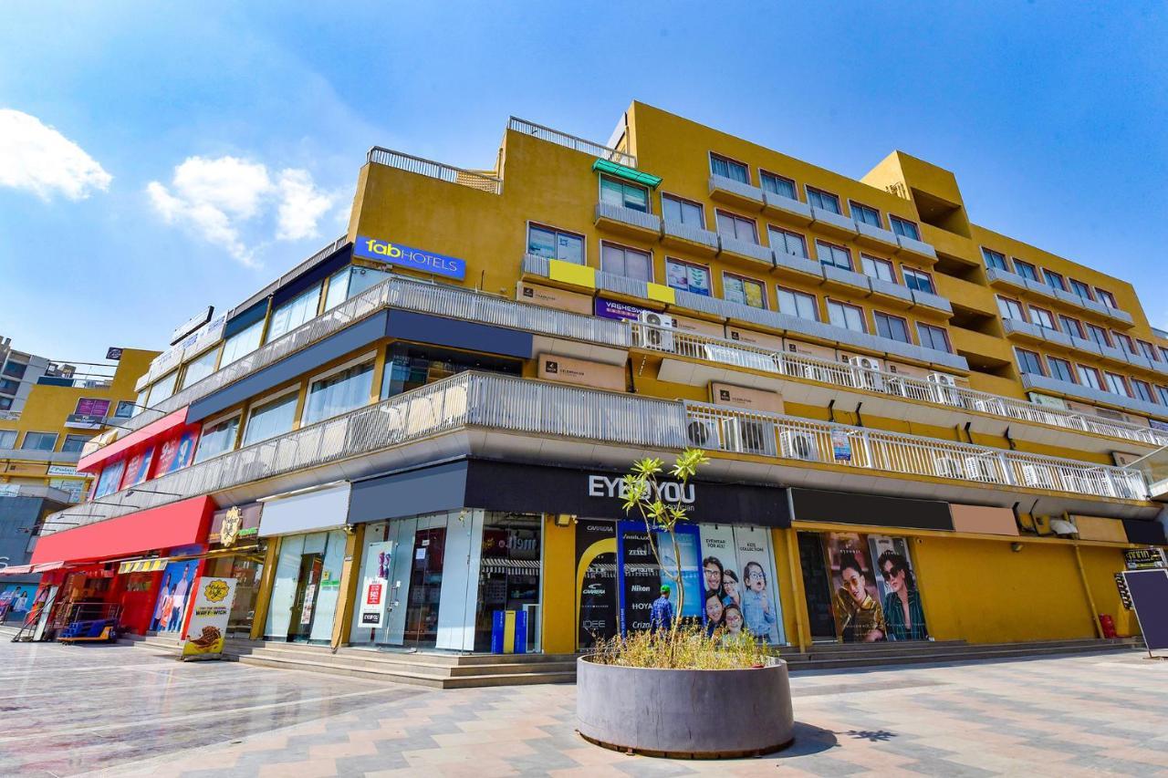 Fabhotel Kaviya - Bopal Ahmedabad Buitenkant foto