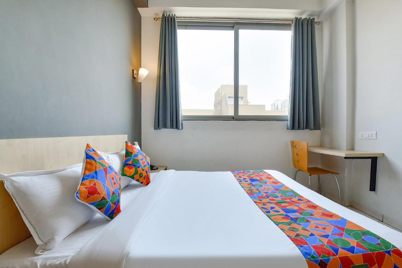 Fabhotel Kaviya - Bopal Ahmedabad Buitenkant foto